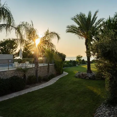 Pandora - 4 Bedroom Luxury Beach Front With Private Pool * Polis