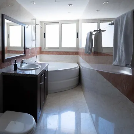 Pandora - 4 Bedroom Luxury Beach Front With Private Pool Villa
